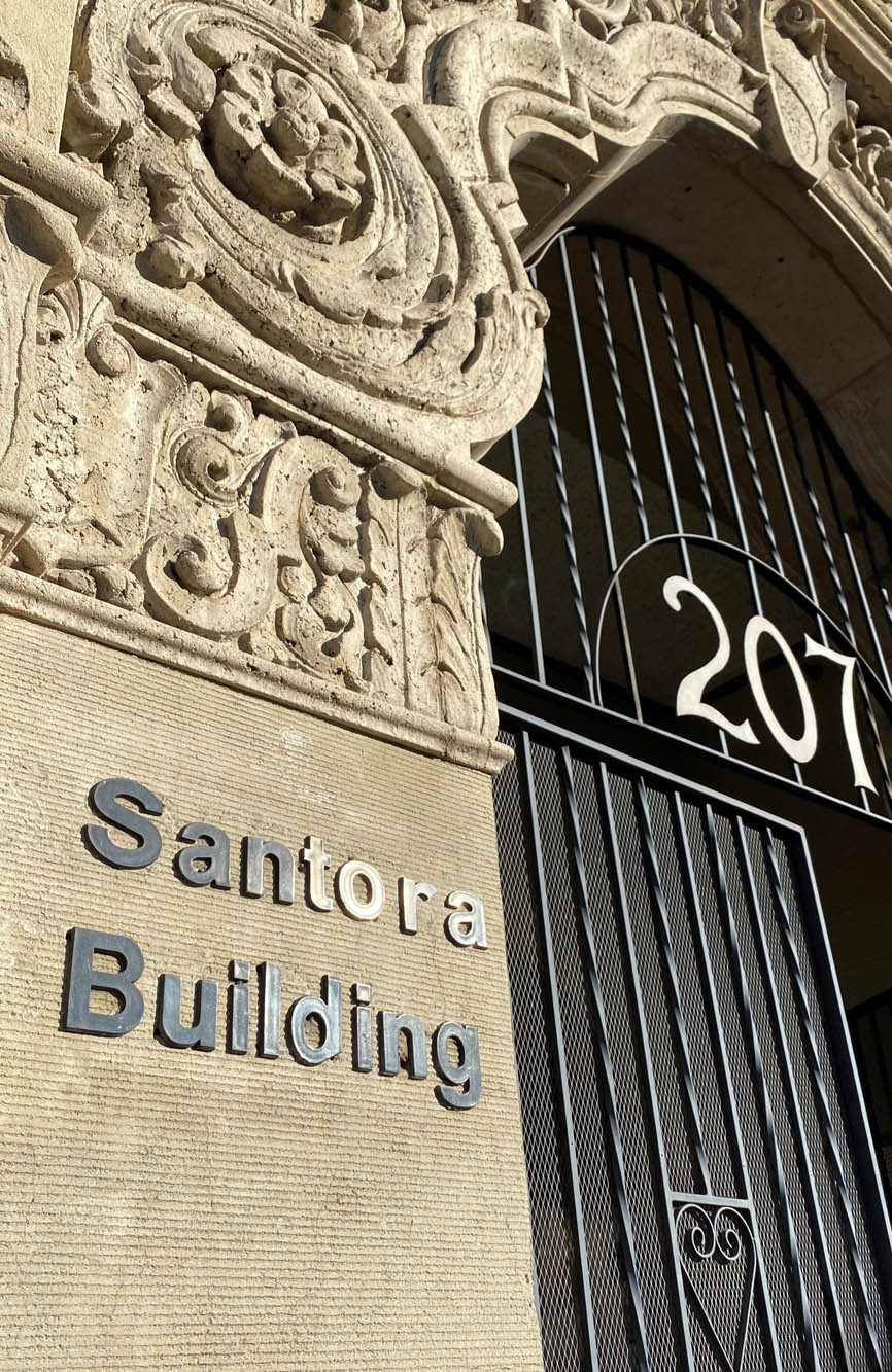 Front entrance of Santora