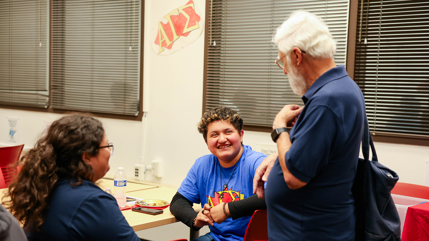 students and mentor at Honors Center