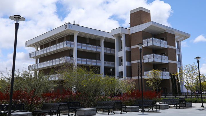D Building at Santa Ana College