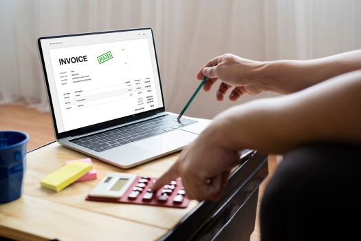 Accountant Working on a Laptop after taking a free Quickbooks Accounting class with continuing education